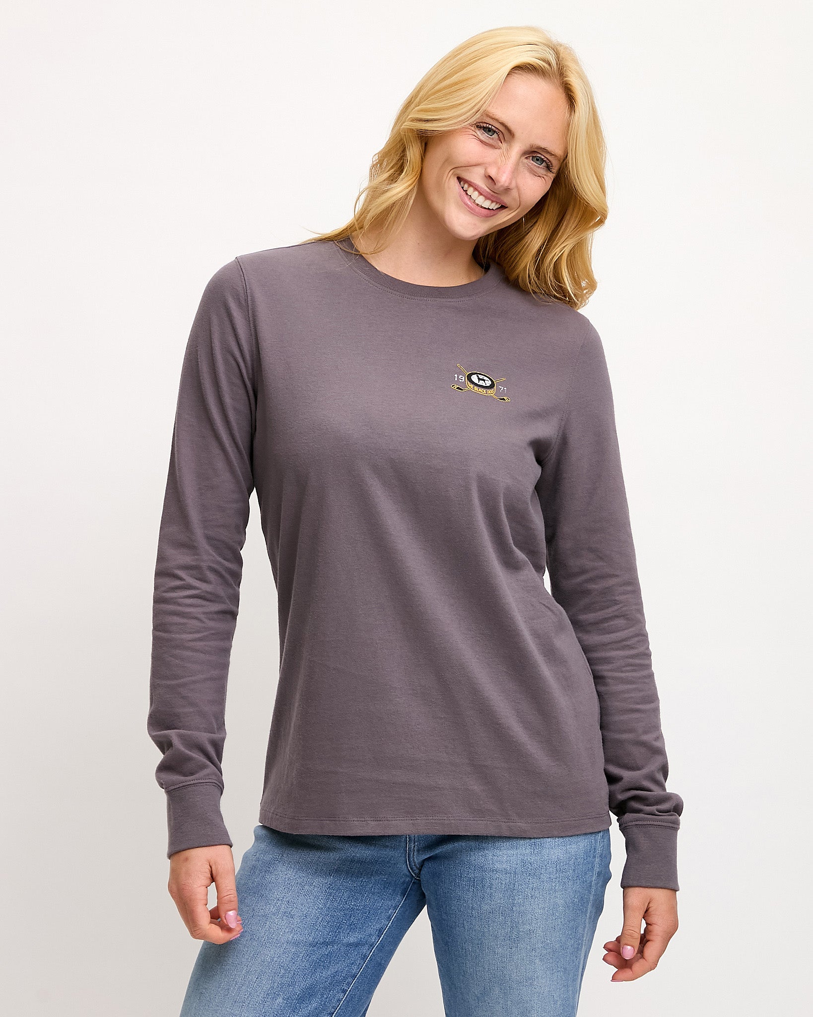Ladies Power Play Longsleeve Tee – The Black Dog