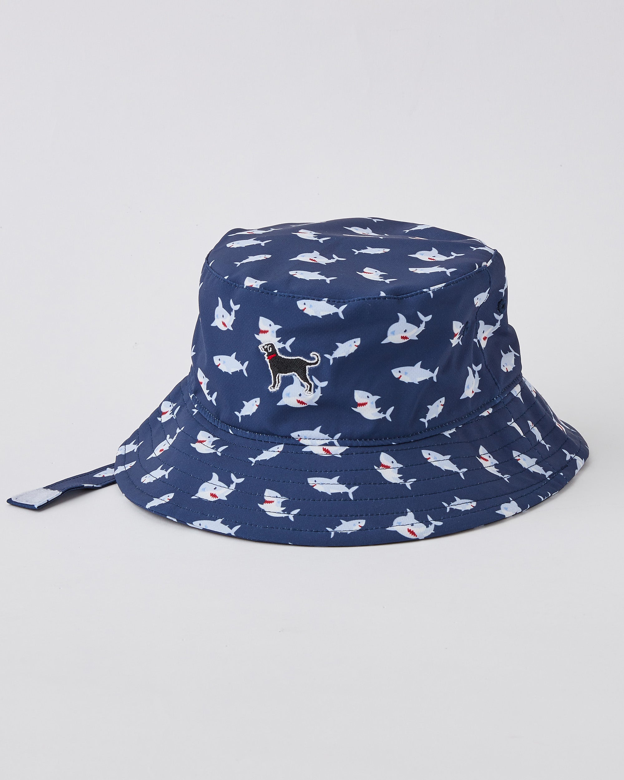 The Black Dog Bucket Hat UPF 50+ Navy with Black Dog Logo kids 6 mo. - 2 store years