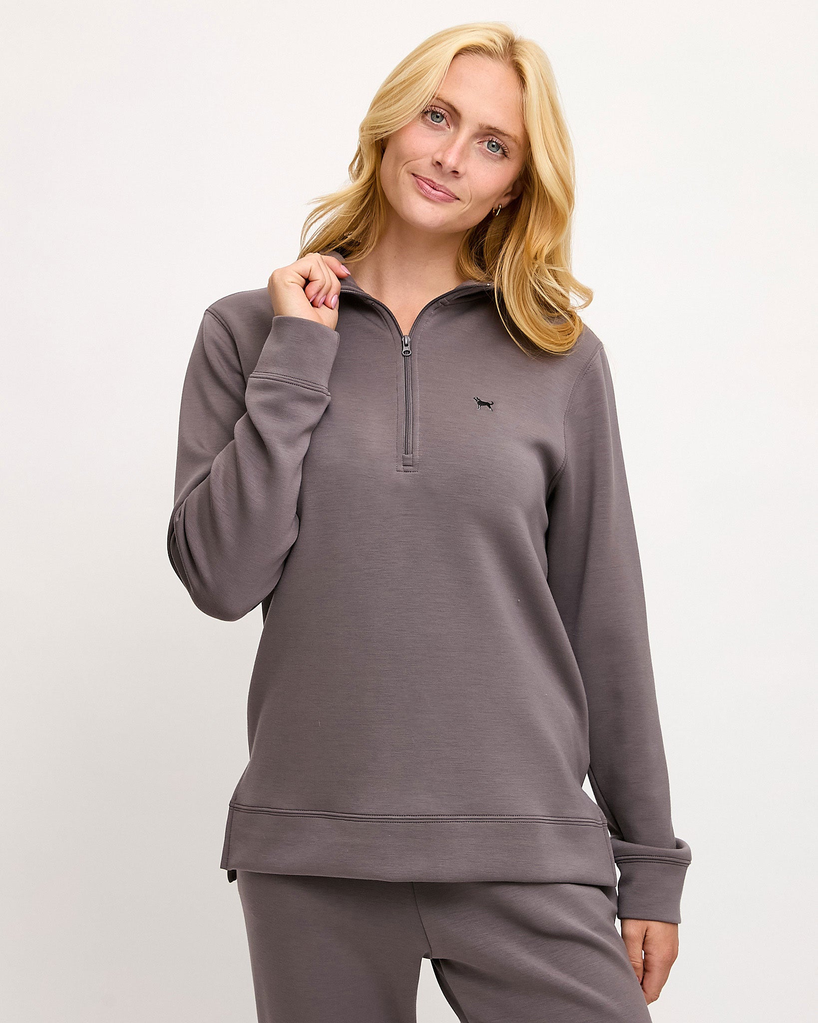 Ladies Night In Quarter Zip – The Black Dog