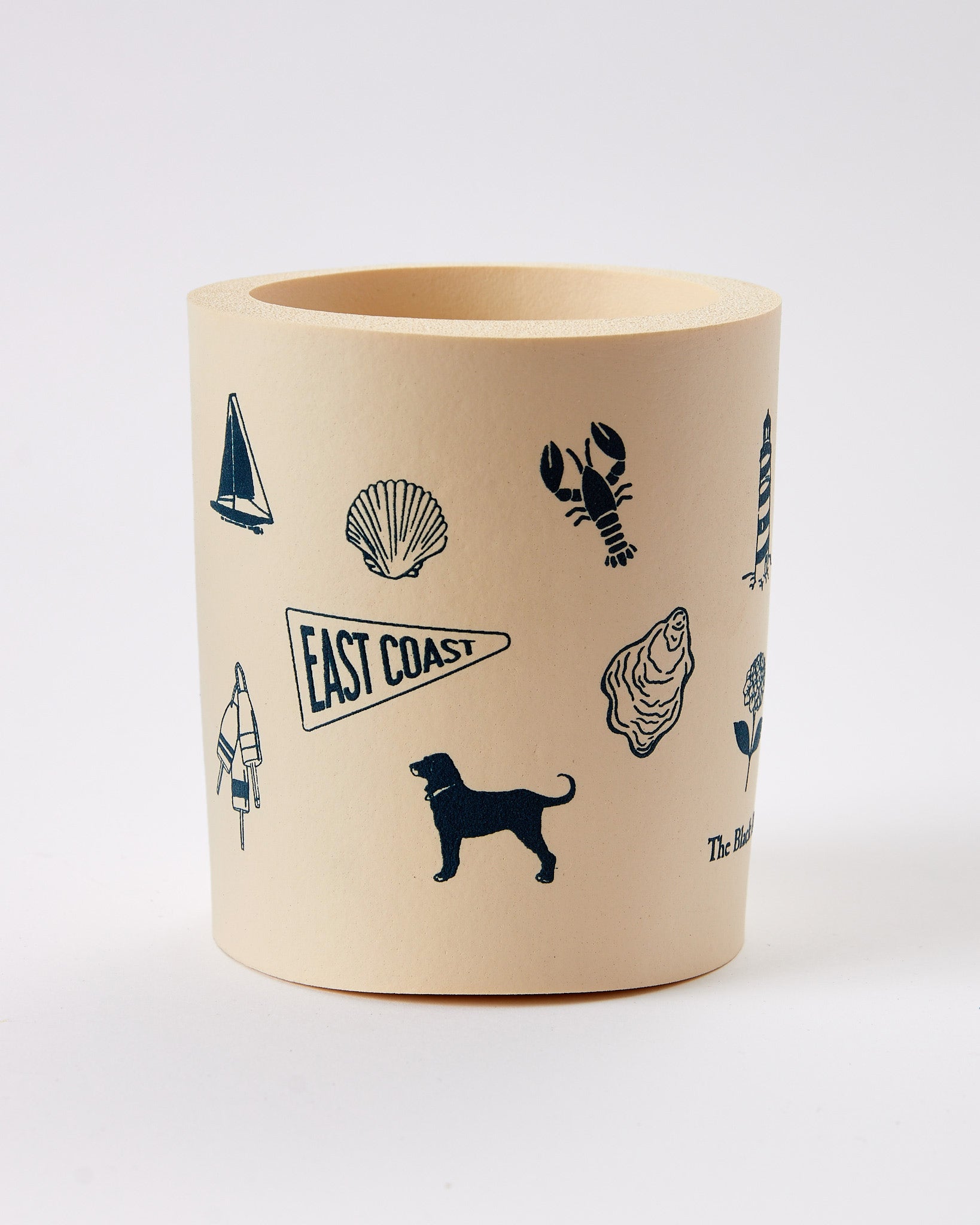 East Coast Icons Can Koozie – The Black Dog
